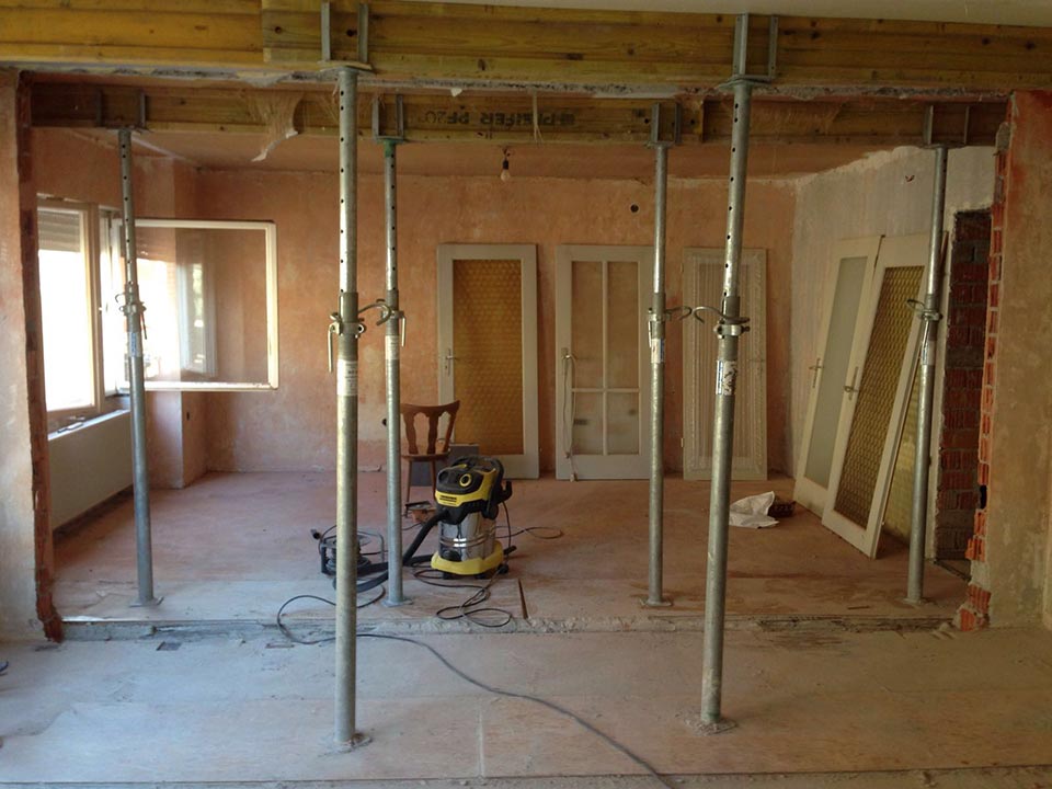 Für die zukünftige Küche - die Wand ist schon entfernt